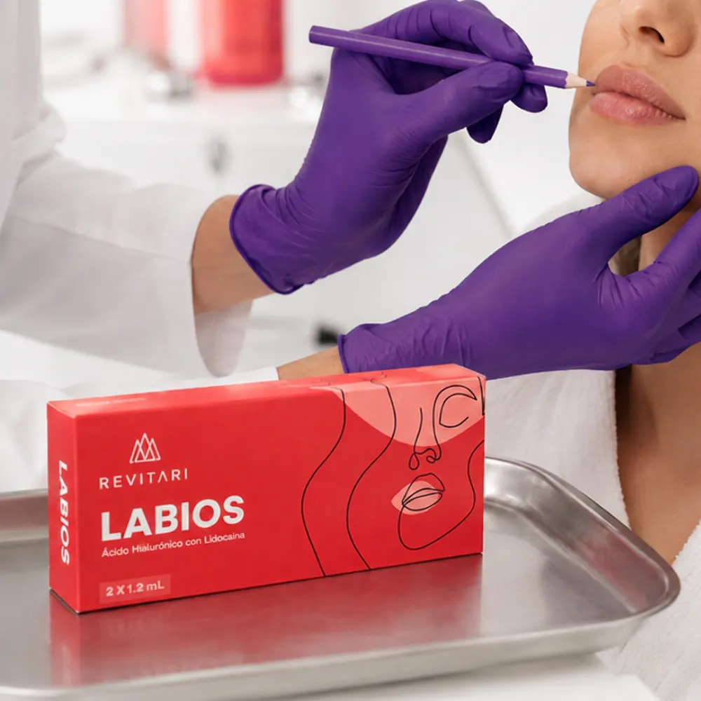 Define y da volumen natural a tus labios con relleno de acido hialuronico.